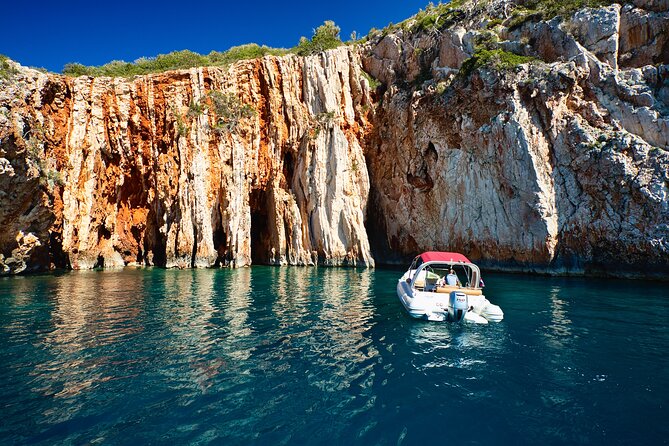Exclusive Private Tour: Red Rocks & Pakleni Islands - Key points to know before booking