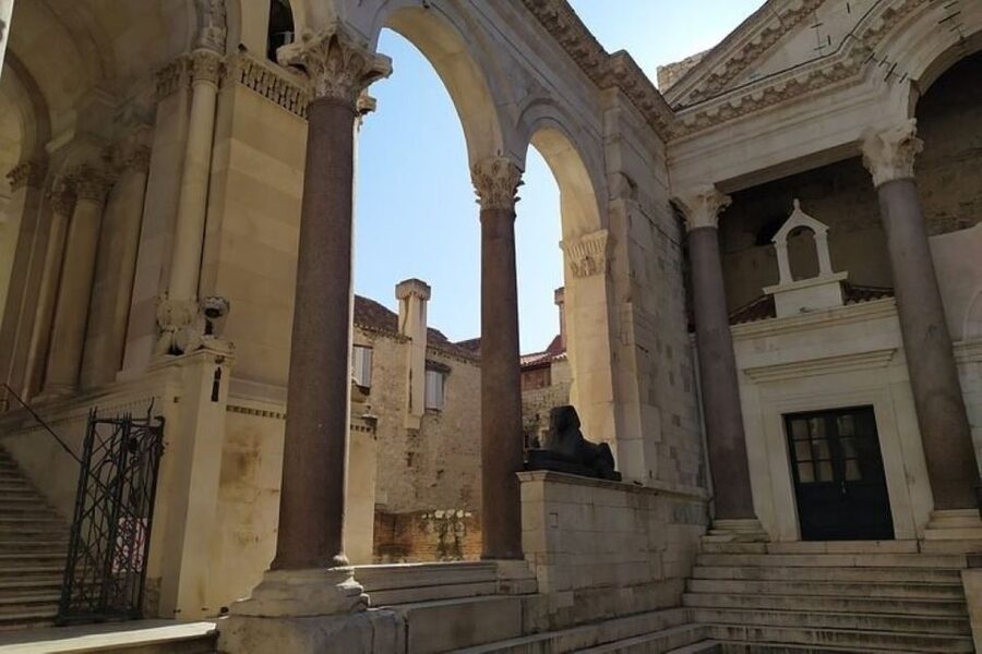 Experience Split History Walking Tour With Local Historian - The short stops that reward close attention