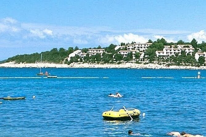 Exploration of the Istrian Coast Poreč Rovinj Lim fjord and Vrsar - Vrsar gives you a choice: beach or town