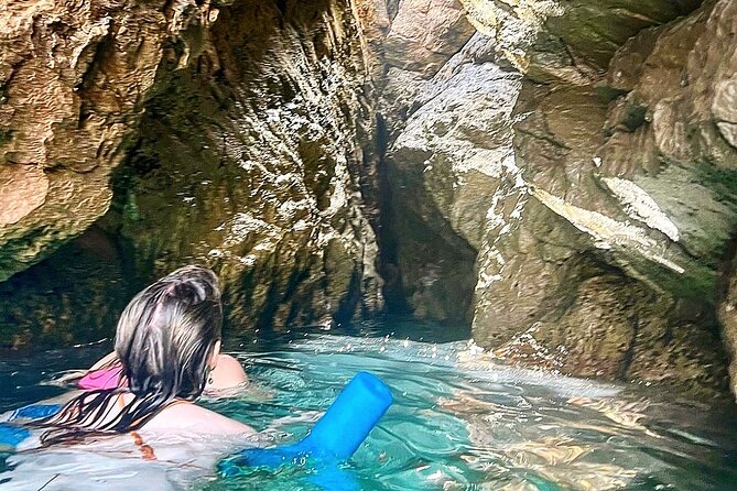 Explore Blue & Green Caves With Speedboat - Private Tour - Drinks, equipment, and comfort on board