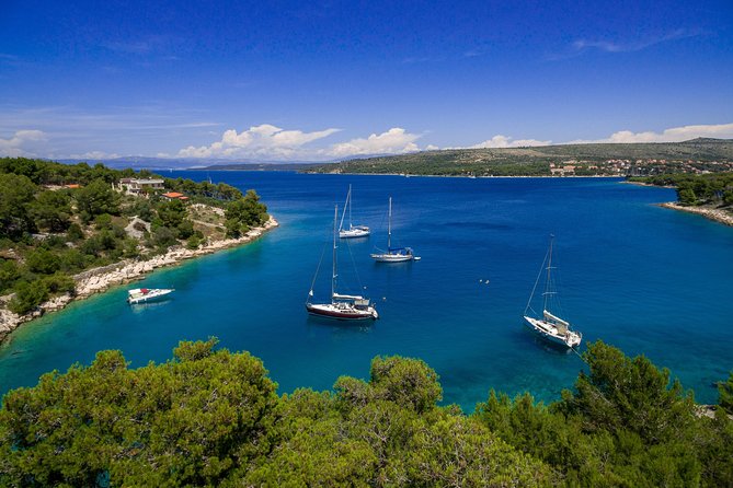Explore west side of island Brač with Pasara boat - Traditional Dalmatian boat - Key points for your day on Brač