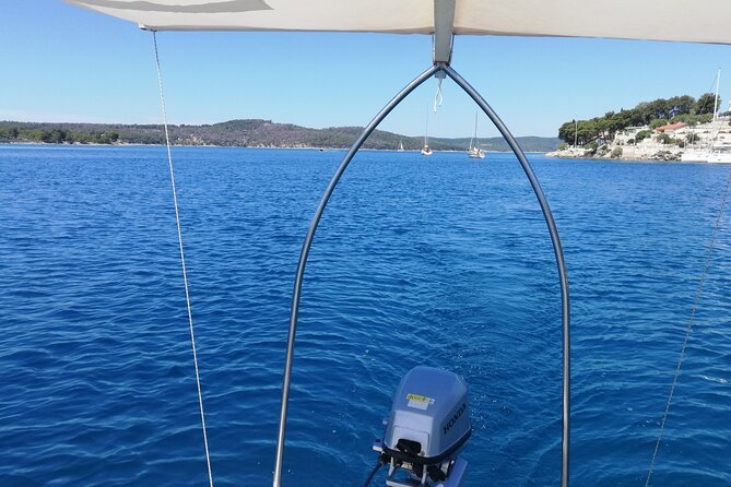 Explore west side of island Brač with Pasara boat - Traditional Dalmatian boat - Bobovišće village and the first coastal stops