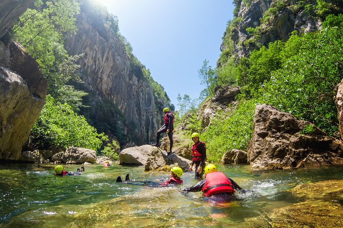 Extreme Canyoning on Cetina River from Split or Šestanovac - More than a rappel: four hours of movement