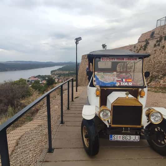Fortresses Sightseeing - Eco City Tour Šibenik - What the retro electric vehicle adds