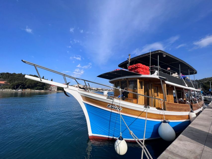 From Dubrovnik: Boat Tour to Kolocep, Lopud, & Sipan Islands - The optional Blue Cave trip