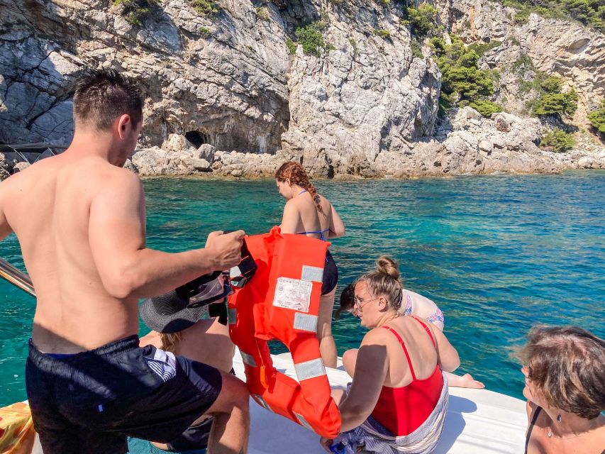 From Dubrovnik/Cavtat: Blue Cave, Sunj Beach Speed Boat Tour - Šunj Beach gives the afternoon a slower rhythm