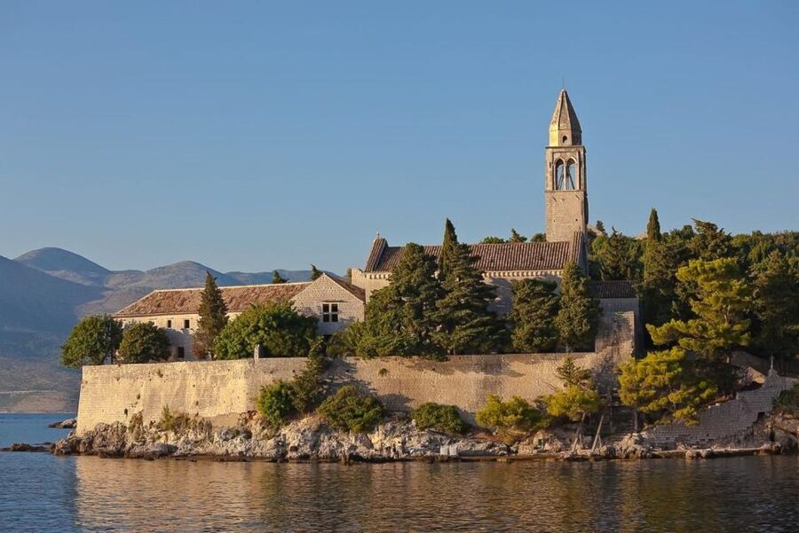 From Dubrovnik: Elaphite Islands Day Trip with Lunch - Who will enjoy this boat trip most?