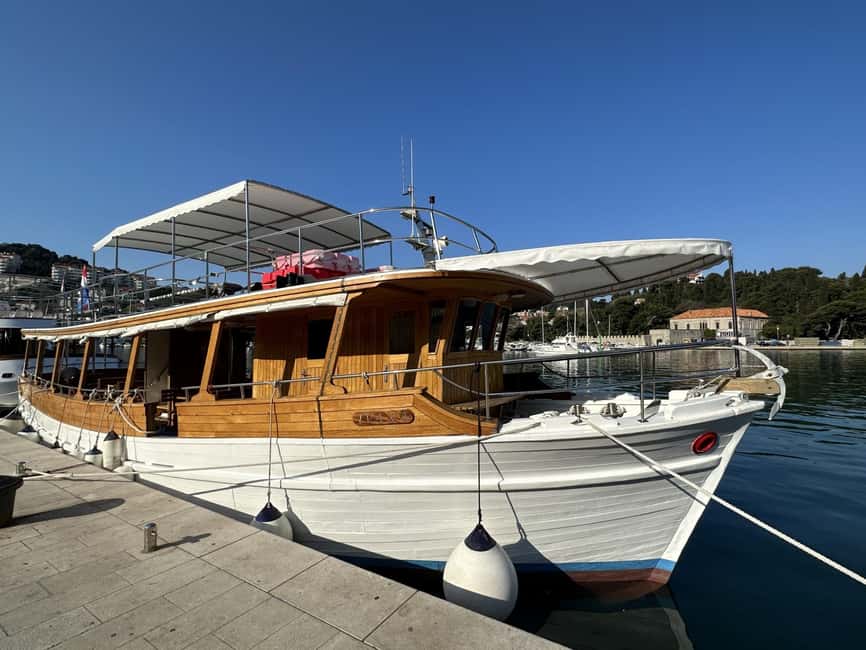 From Dubrovnik: Elaphite Islands Day Trip with Lunch - Koločep: a small island with medieval character