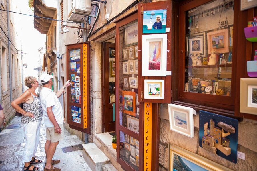 From Dubrovnik: Guided Tour of Pelješac & Korčula - Guide quality and the small details that matter