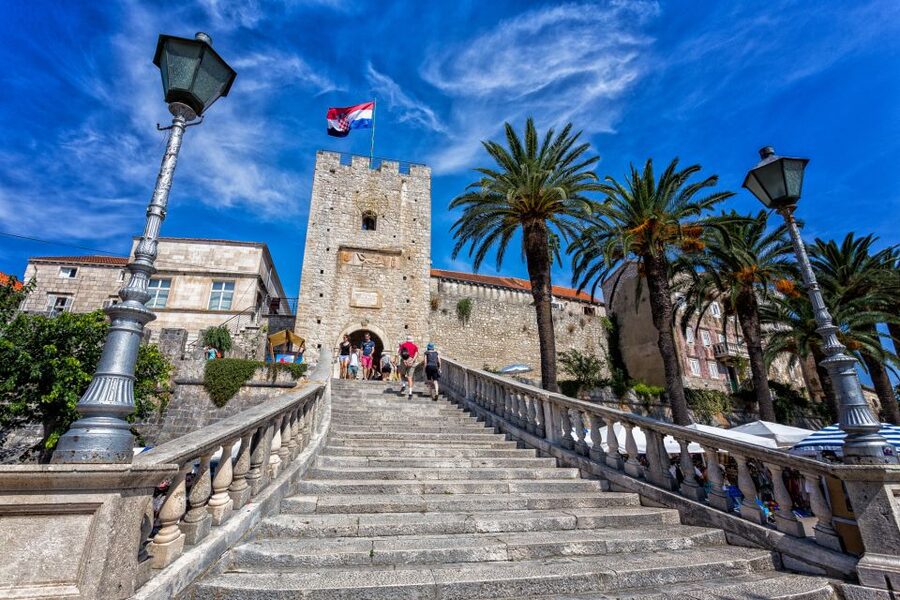 From Dubrovnik: Island of Korčula with wine tasting - Who should book this Korčula excursion?