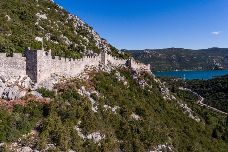 From Dubrovnik: Island of Korčula with wine tasting - Korčula old town and the Marco Polo connection