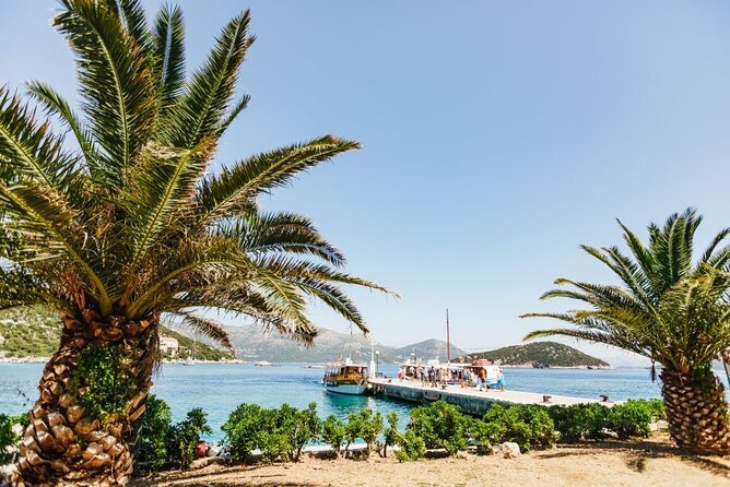 From Dubrovnik: Premium Three Island Cruise with lunch and drinks - Lunch on board: simple, fresh, and good value