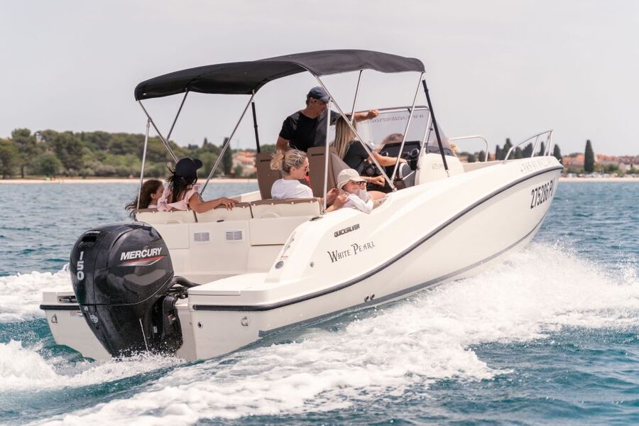 From Fazana: Dolphin watching and snorkeling in Blue Cave - Who should book this Fažana excursion?