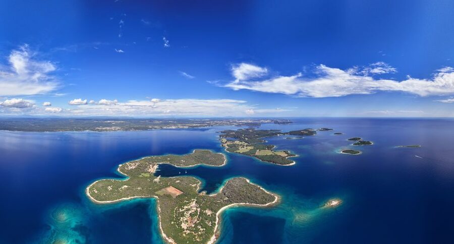 From Fažana: Private boat tour of Brijuni Islands - Kozada: a short stop with a quiet feel