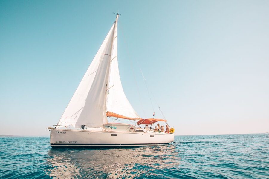 From Hvar: Boat Tour to Pakleni Islands on a Comfort Yacht - Five useful things to know before booking