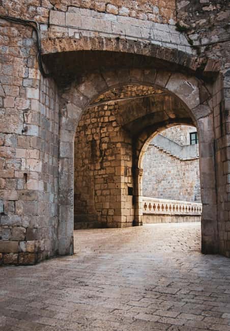 From Makarska: Day Trip to Dubrovnik - What the free format means for your visit