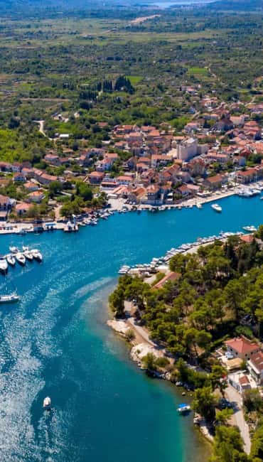 From Makarska:Hvar and Brač Island : Day Tour with speedboat - Comfort, swimming gear, and the pace of the day