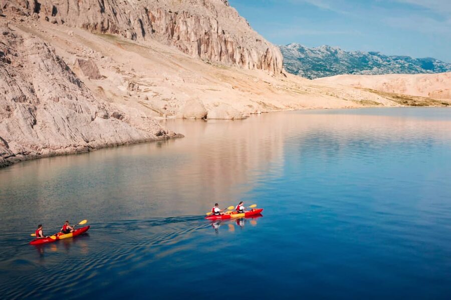 From Metajna/Novalja: Pag Bay Guided Sea Kayaking Tour - The return to Ručica is part of the workout
