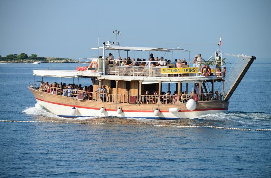 From Poreč: Lim Fjord, Rovinj, and Vrsar Boat Trip - Lunch aboard the wooden boat