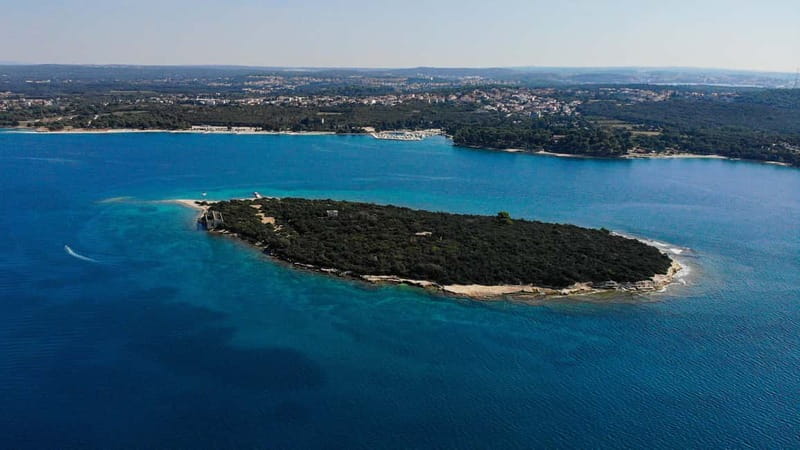 From Pula: Rovinj & NP Brijuni cruise with Red Island visit - The first run toward Rovinj