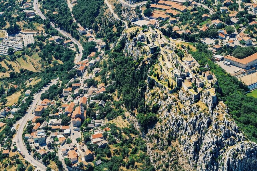 From Sinj: Panoramic Flight over Split - Why seeing Split from the air changes the picture