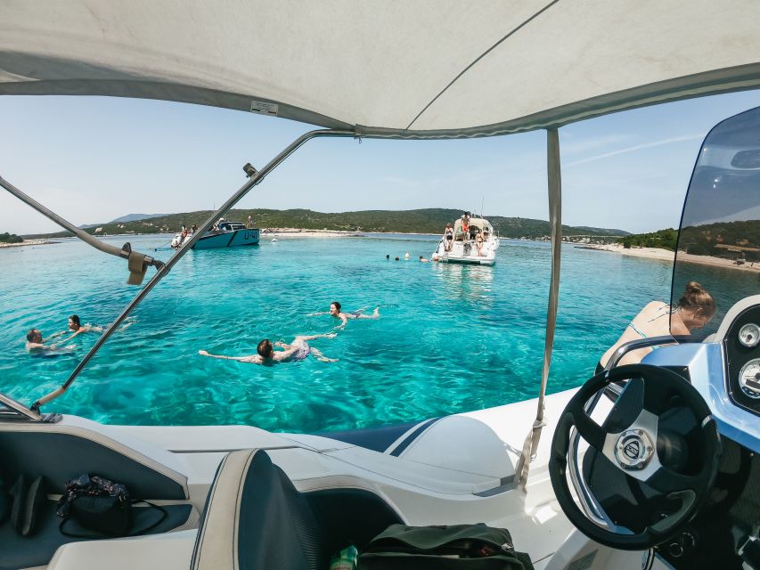 From Split: Blue Cave & 5 Islands with Vis & Hvar Boat Tour - What the skipper adds to the day