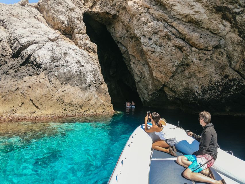 From Split: Blue Cave & 5 Islands with Vis & Hvar Boat Tour - A quick view of the Pakleni Islands