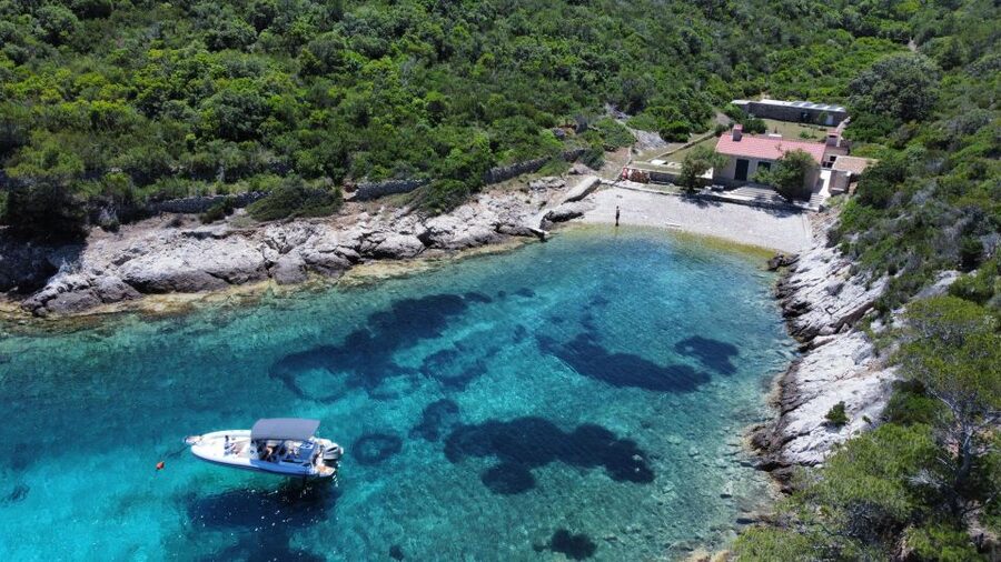 From Split: Blue Lagoon & Trogir Boat Trip with Snorkeling - What the Private Format Really Adds