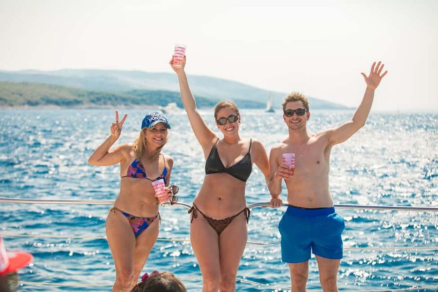 From Split: Catamaran Cruise to Golden Horn & Brač island. - What this Brač day trip is really like