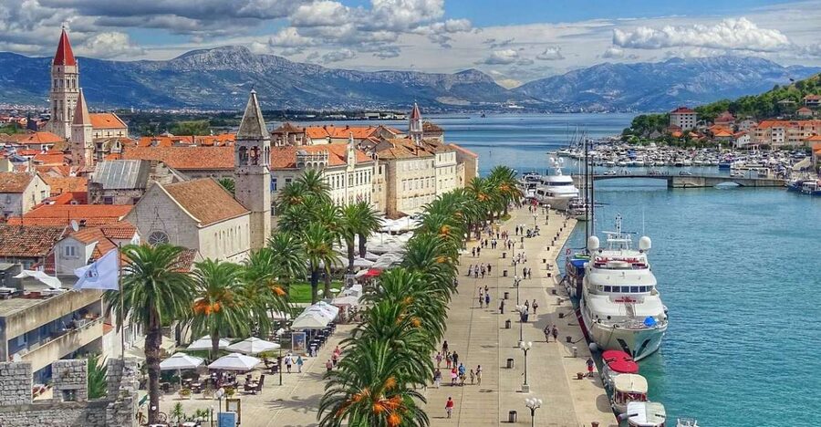 From Split: Half-Day Tour of Trogir Old Town in Small Group - Meeting beneath Split’s Golden Gate