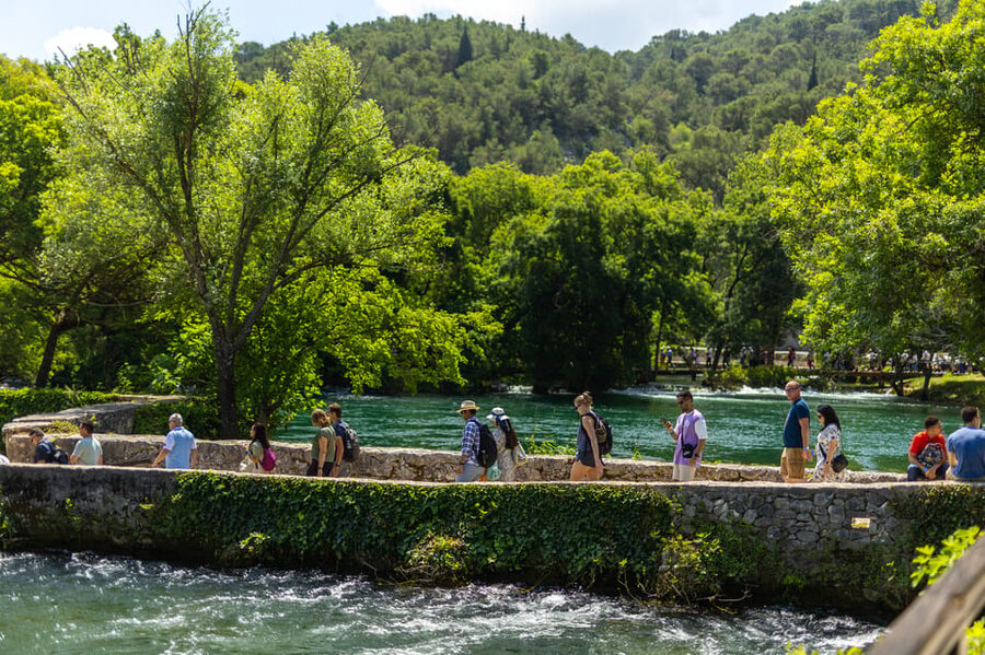 From Split: Krka Waterfalls day tour & wine tasting - Comfort, group size, and the busy-season question