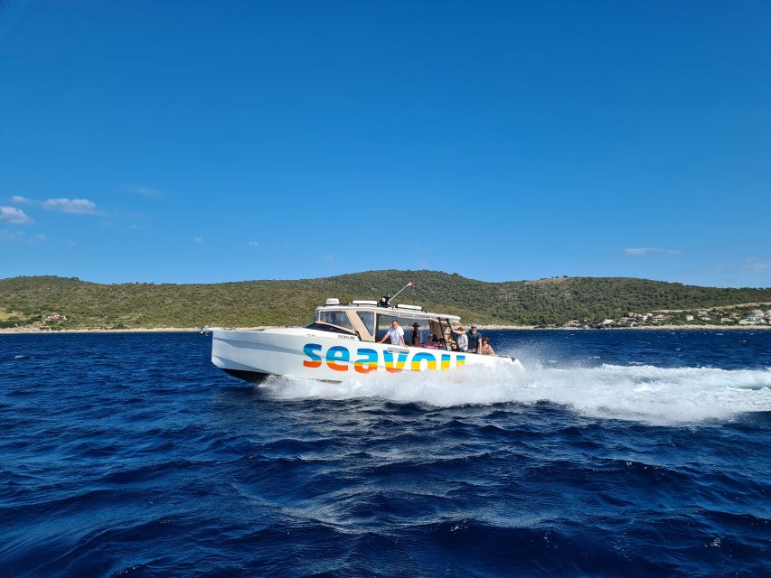 From Split: Luxury Cabin Boat Tour to The Blue Cave and Hvar - A short taste of Komiza on Vis