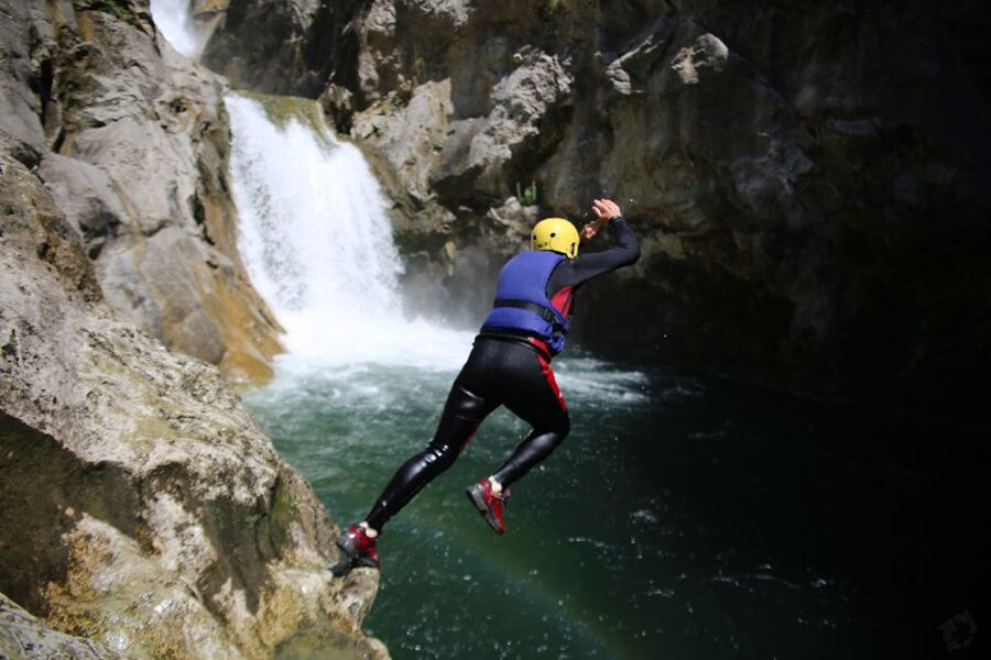From Split or Zadvarje: Extreme Canyoning on Cetina River - The hike down to the river