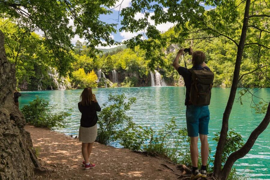 From Split: Plitvice Lakes Fully-Guided Day Tour - Five hours among the Upper Lakes