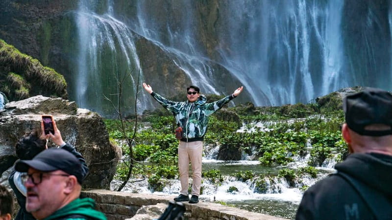 From Split: Plitvice Lakes Guided tour - The boat ride across the largest lake
