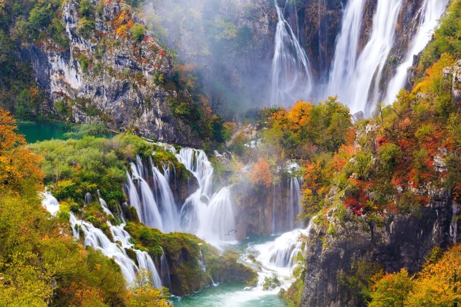 From Split: Plitvice Lakes Guided Tour with Entry Tickets - Key points to know before booking