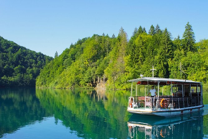 From Split: Plitvice Lakes National Park Guided Tour - Lower Lakes, Veliki Slap, and the boat crossing