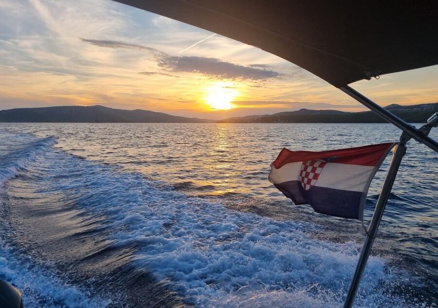 From Trogir: 3 islands half day tour with Blue Lagoon - Who will enjoy this island trip most