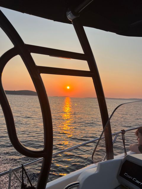 From Trogir: Three Islands Half-Day Speedboat Tour - Setting out beside Kamerlengo Castle