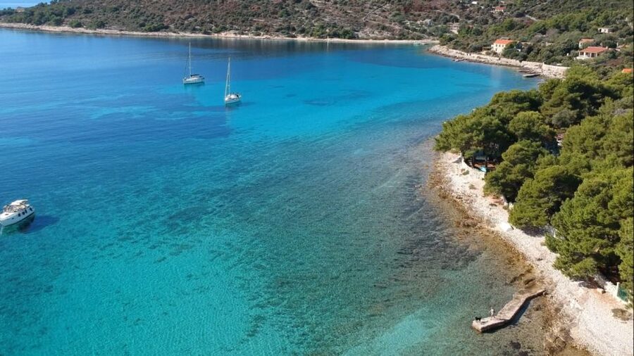 From Trogir: Three Islands Half-Day Speedboat Tour - Blue Lagoon: 90 minutes of clear water