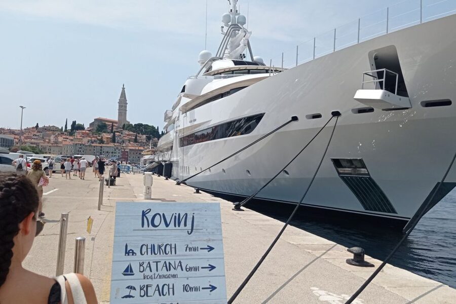 From Vrsar: Lim Bay, Pirate Cave and Rovinj Visit - Why this Vrsar boat trip works