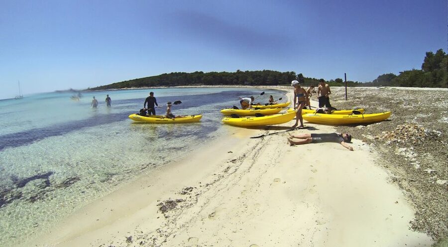 From Zadar: Full-Day kayak adventure in Dugi Otok - Snorkeling at the Sunken Ship