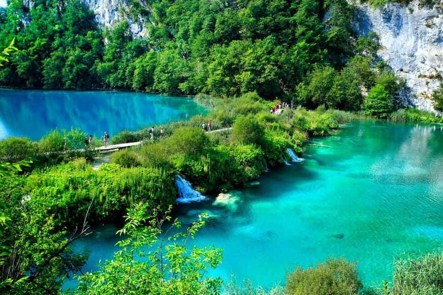 From Zadar: Plitvice Lakes National Park Day Trip +Boat Ride - Why Plitvice works as a day trip from Zadar