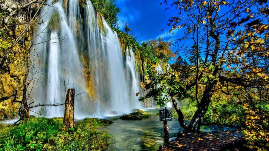 From Zadar: Plitvice Lakes National Park Tour - Walking, weather, and what to pack