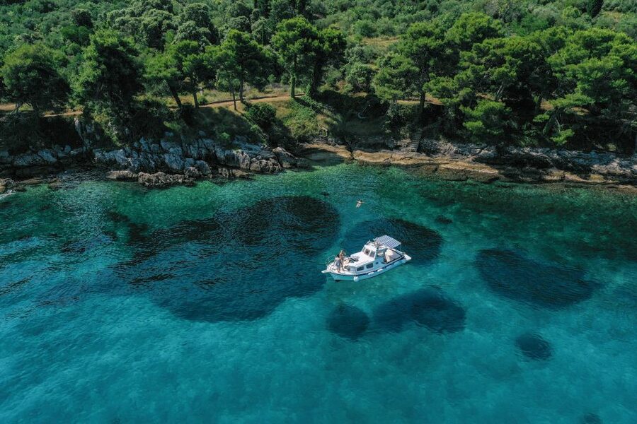 From Zadar: Private Boat Tour to Croatian Islands - What the private format really means