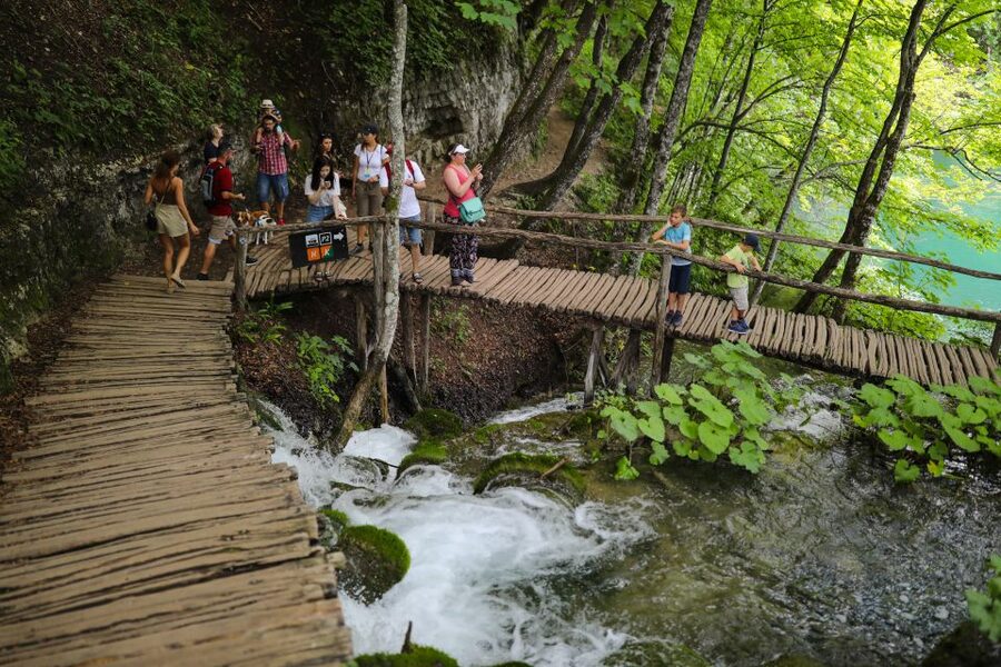 From Zadar: Round-Trip Transfer to Plitvice Lakes - What you can realistically see in about five hours