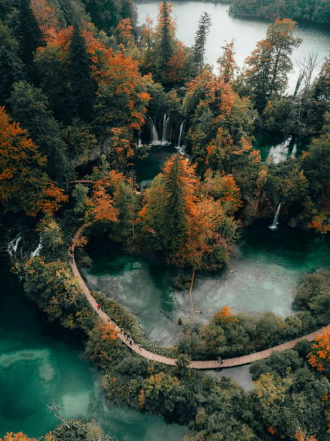 From Zagreb to Plitvice Lakes and Rastoke - Private day tour - What the private driver adds