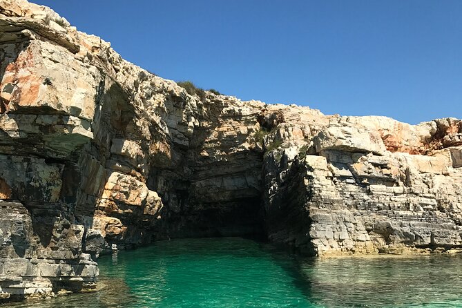 Full-Day Boat Tour of the Medulin Archipelago from Medulin - The boat atmosphere depends on the day