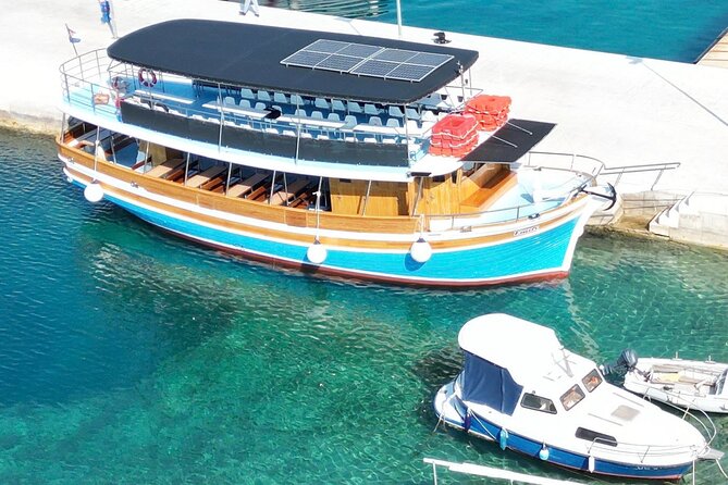 Full-Day Dubrovnik Elaphite Islands Cruise with Lunch and Drinks - Lunch is a real part of the value