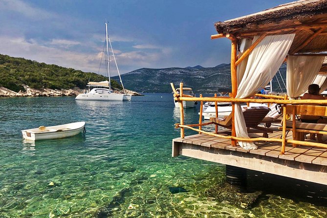 Full-Day Private Boat Tour of Elafiti Island from Dubrovnik - Meeting your skipper at 10:00